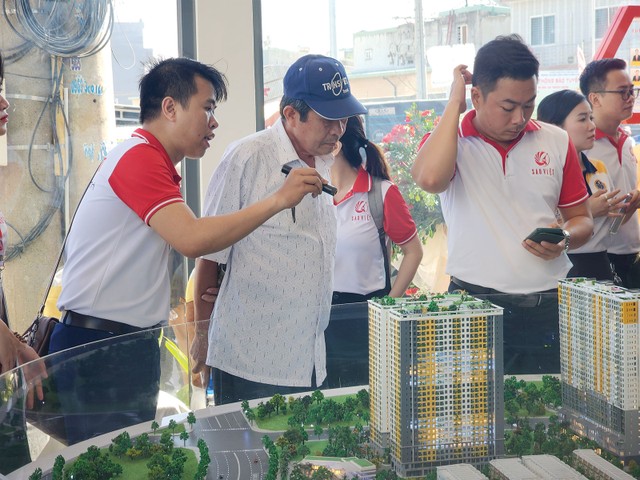 Địa ốc thêm nguồn cung từ M&A